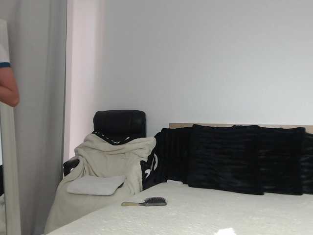 Sex chat gratuit in direct cu ArtLove13 pe BongaCams