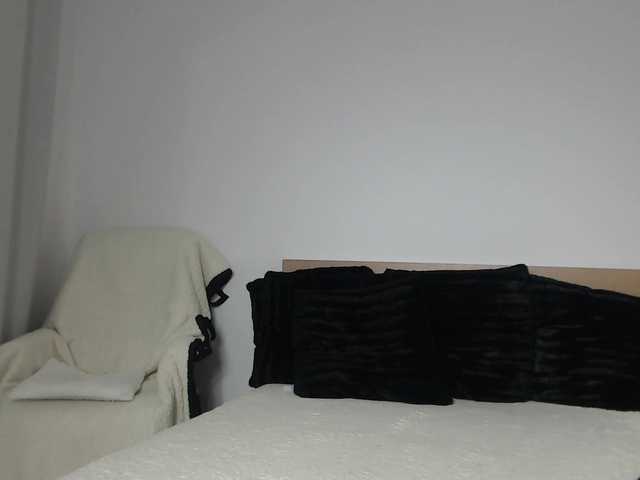 ArtLove13's BongaCams show and profile