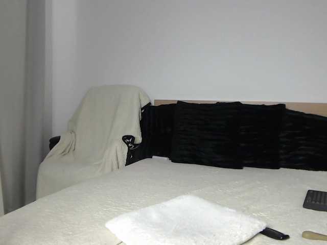 ArtLove13's BongaCams show and profile