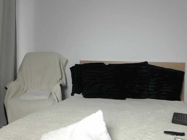 ArtLove13's BongaCams show and profile