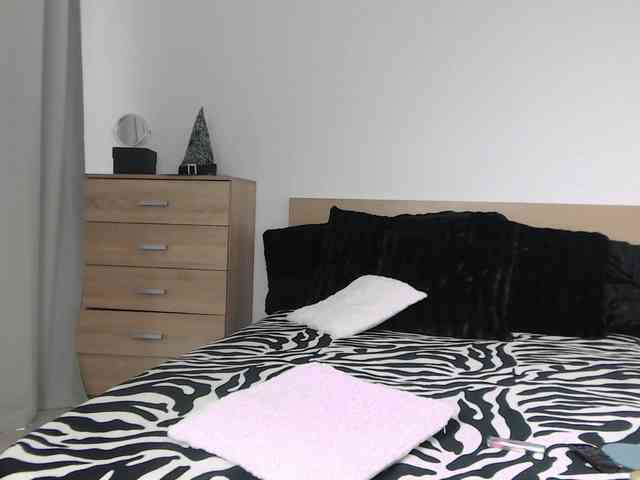 ArtLove13 webcam