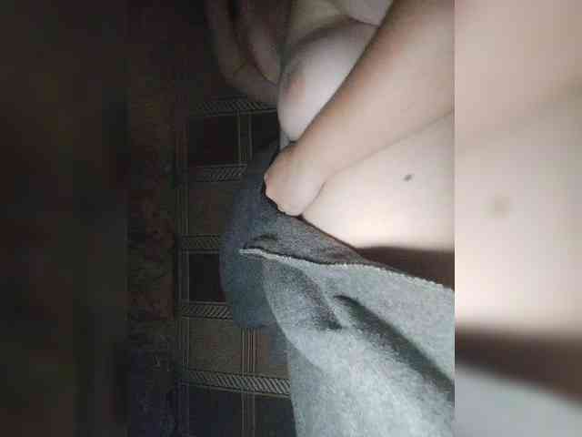 Alexa2404 Live Webcam on BongaCams