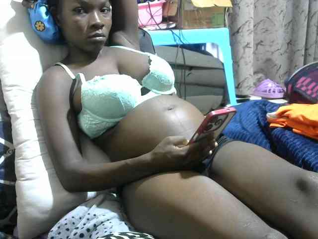 Sweet-Ebbony webcam