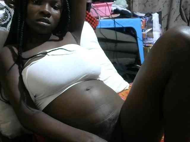 Sweet-Ebbony webcam