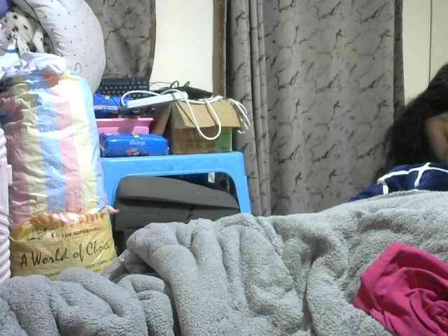 Sweet-Ebbony webcam
