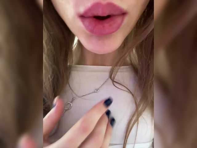 Sex chat gratuit in direct cu PALMIIRA pe BongaCams