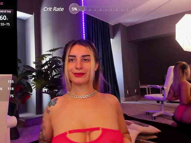 AlisaCamerron webcam