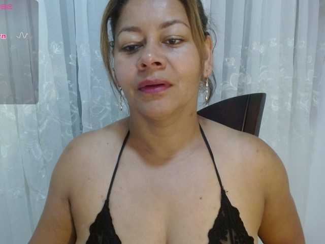 KaillyPariss's BongaCams show and profile