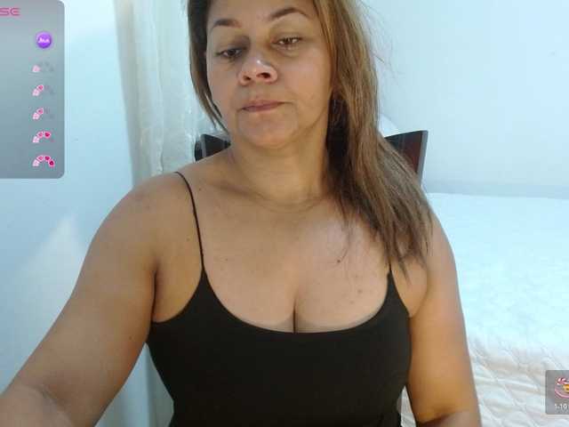 KaillyPariss's BongaCams show and profile