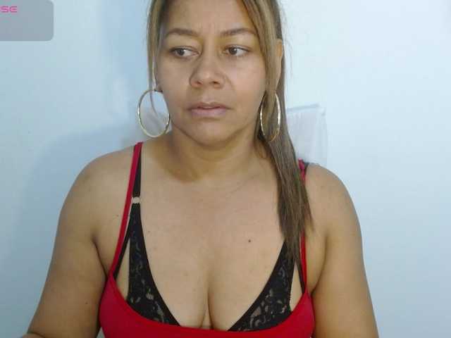 KaillyPariss's BongaCams show and profile