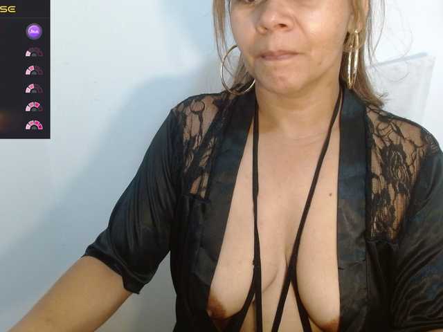 KaillyPariss's BongaCams show and profile