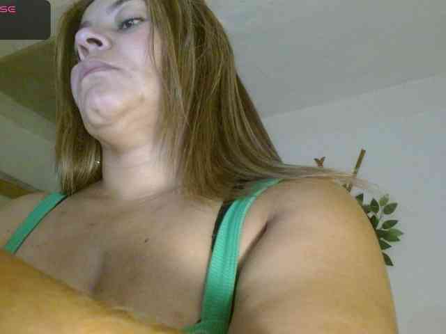 KaillyPariss webcam