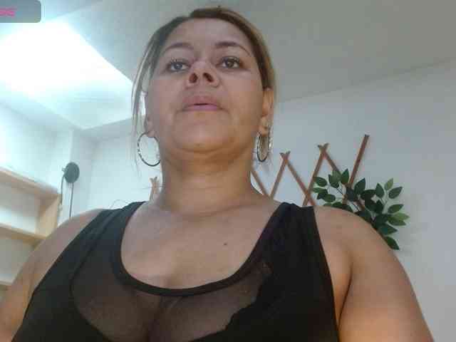 KaillyPariss webcam