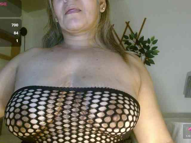 KaillyPariss webcam