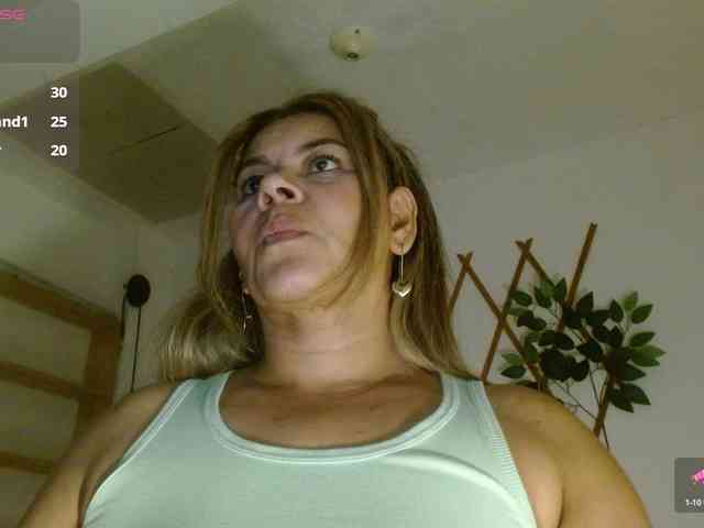 KaillyPariss webcam