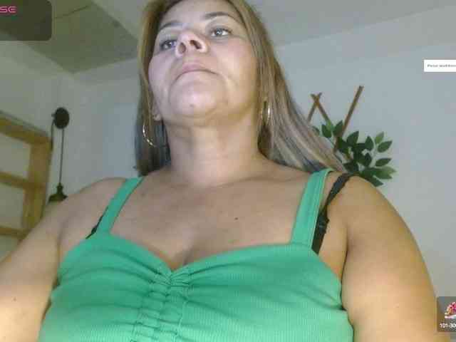 KaillyPariss webcam