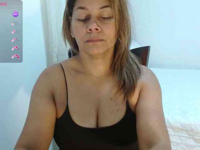 KaillyPariss KaillyPariss