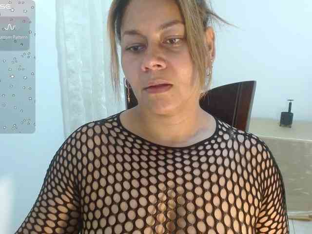 KaillyPariss KaillyPariss