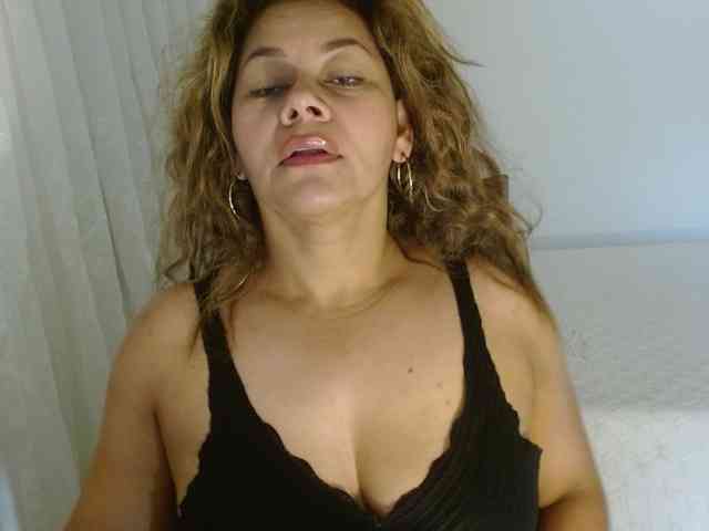 KaillyPariss KaillyPariss