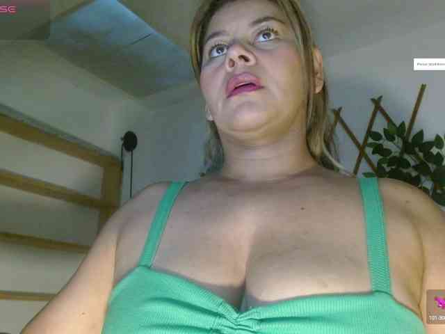 KaillyPariss webcam