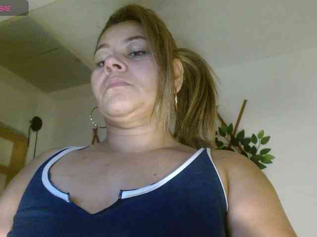 KaillyPariss webcam