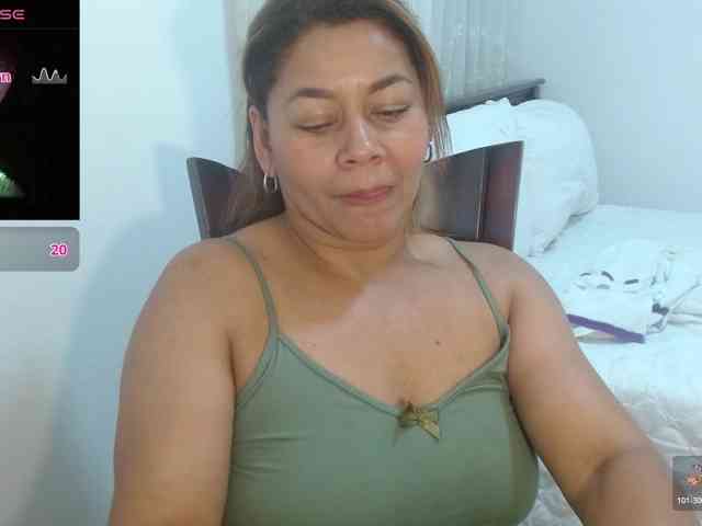 KaillyPariss KaillyPariss