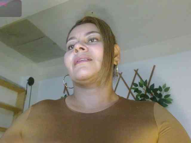 KaillyPariss webcam