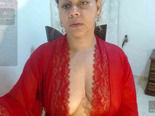 KaillyPariss KaillyPariss