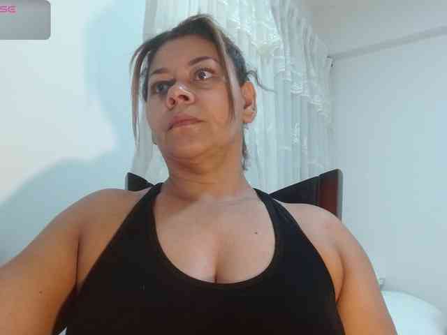 KaillyPariss KaillyPariss