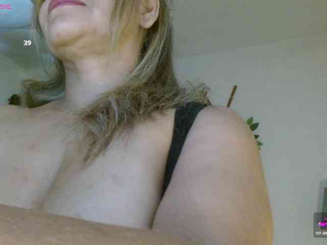 KaillyPariss webcam