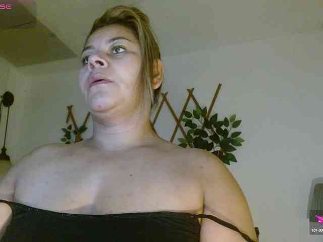 KaillyPariss webcam