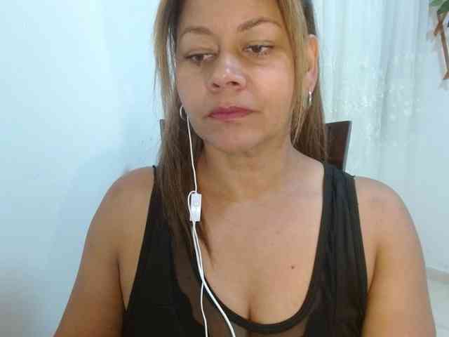 KaillyPariss KaillyPariss