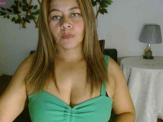 KaillyPariss webcam