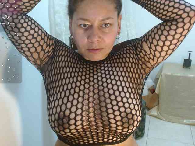 KaillyPariss KaillyPariss