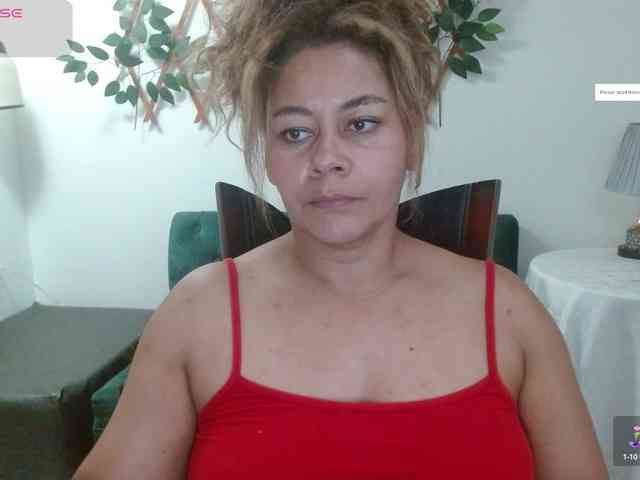 KaillyPariss webcam