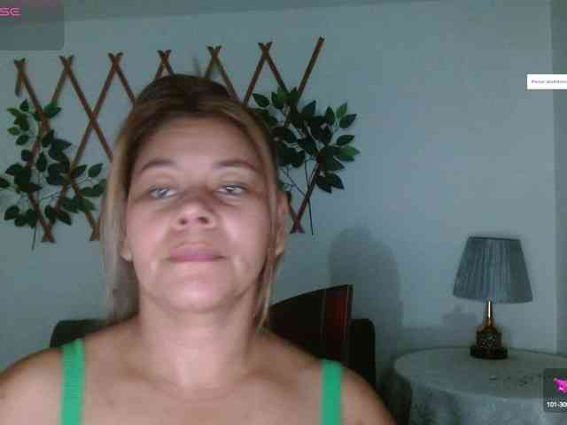 KaillyPariss webcam