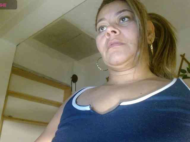 KaillyPariss webcam