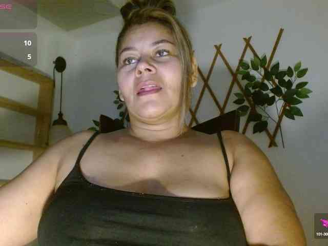 KaillyPariss webcam