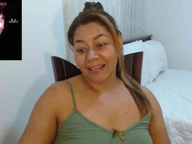 KaillyPariss KaillyPariss