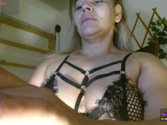 KaillyPariss webcam