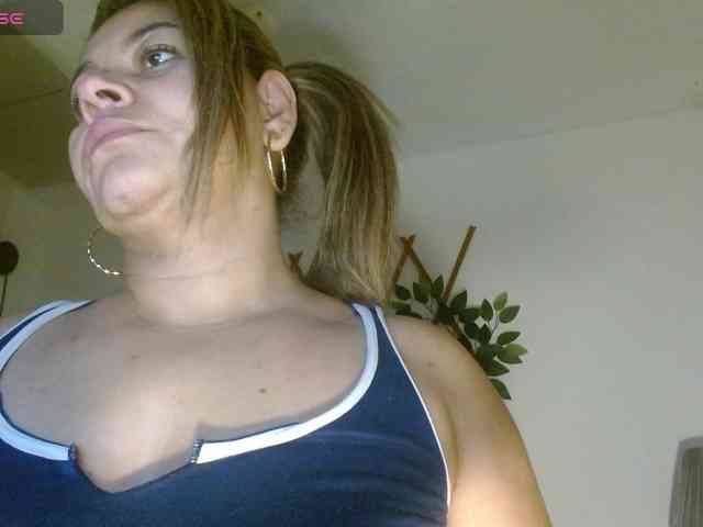 KaillyPariss webcam
