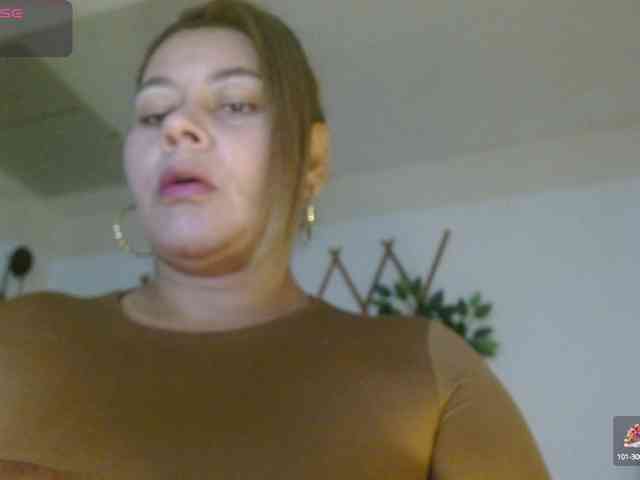 KaillyPariss webcam
