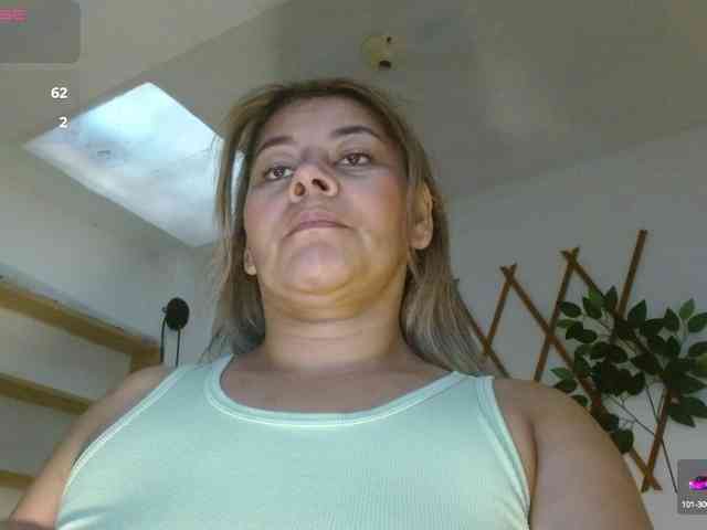 KaillyPariss webcam