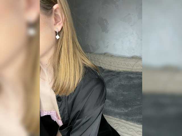 модель Pussyya