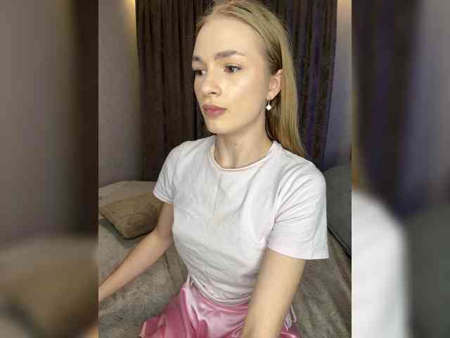 Pussyya Live Webcam on BongaCams