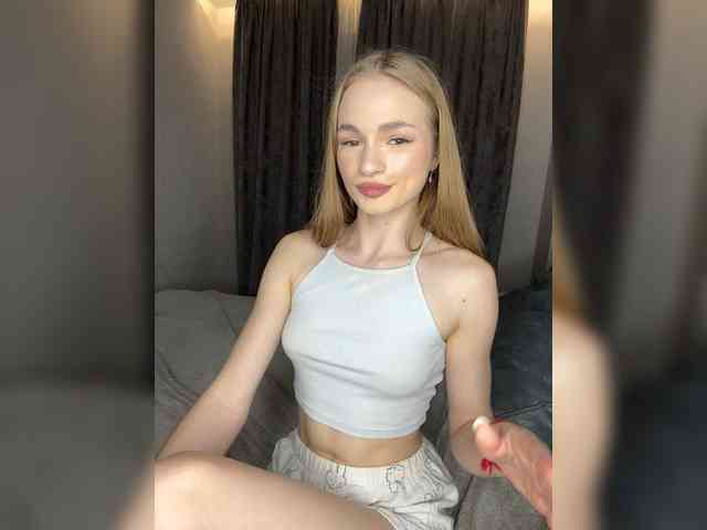 Pussyya Live Webcam on BongaCams