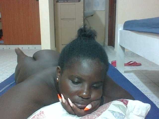 Hotybobbies's BongaCams show and profile