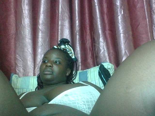 Hotybobbies's BongaCams show and profile