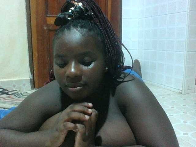 Hotybobbies's BongaCams show and profile