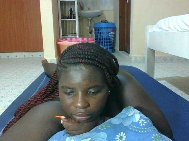 Hotybobbies's BongaCams show and profile